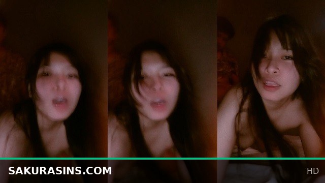 Sexy Thai Girlfriend Gives Passionate Blowjob with Naughty, Pleasured Expressions