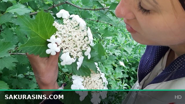 I Seduced My Gardener’s Girl for Secret Barn Lesbian Fun
