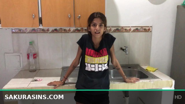 I Make My Stepsister Suck My Cock in Our New House HD